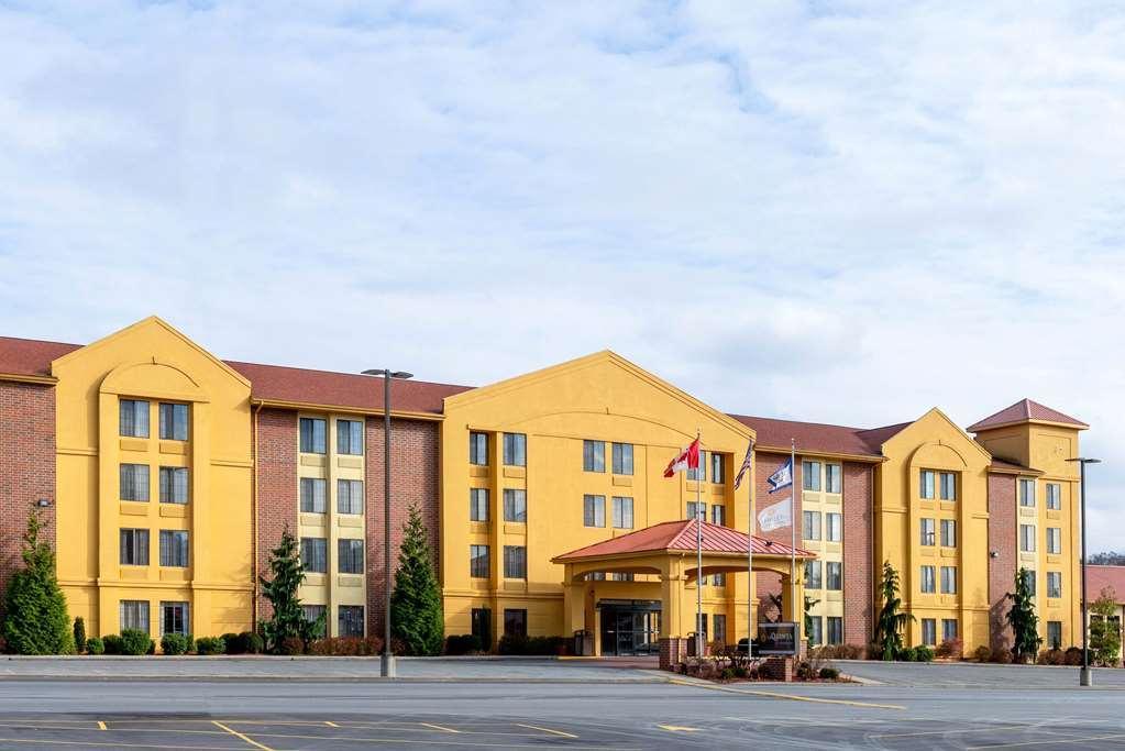 La Quinta Inn & Suites - New River Gorge National Park Саммерсвілл Екстер'єр фото